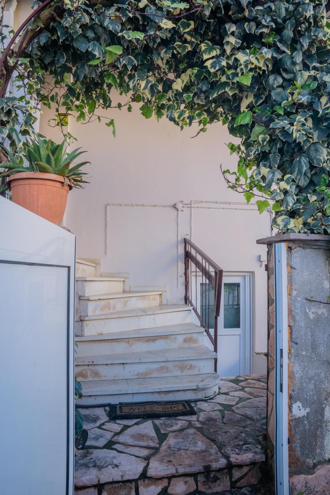Apartamento Oliana'S Luxury House Mantouki Exterior foto